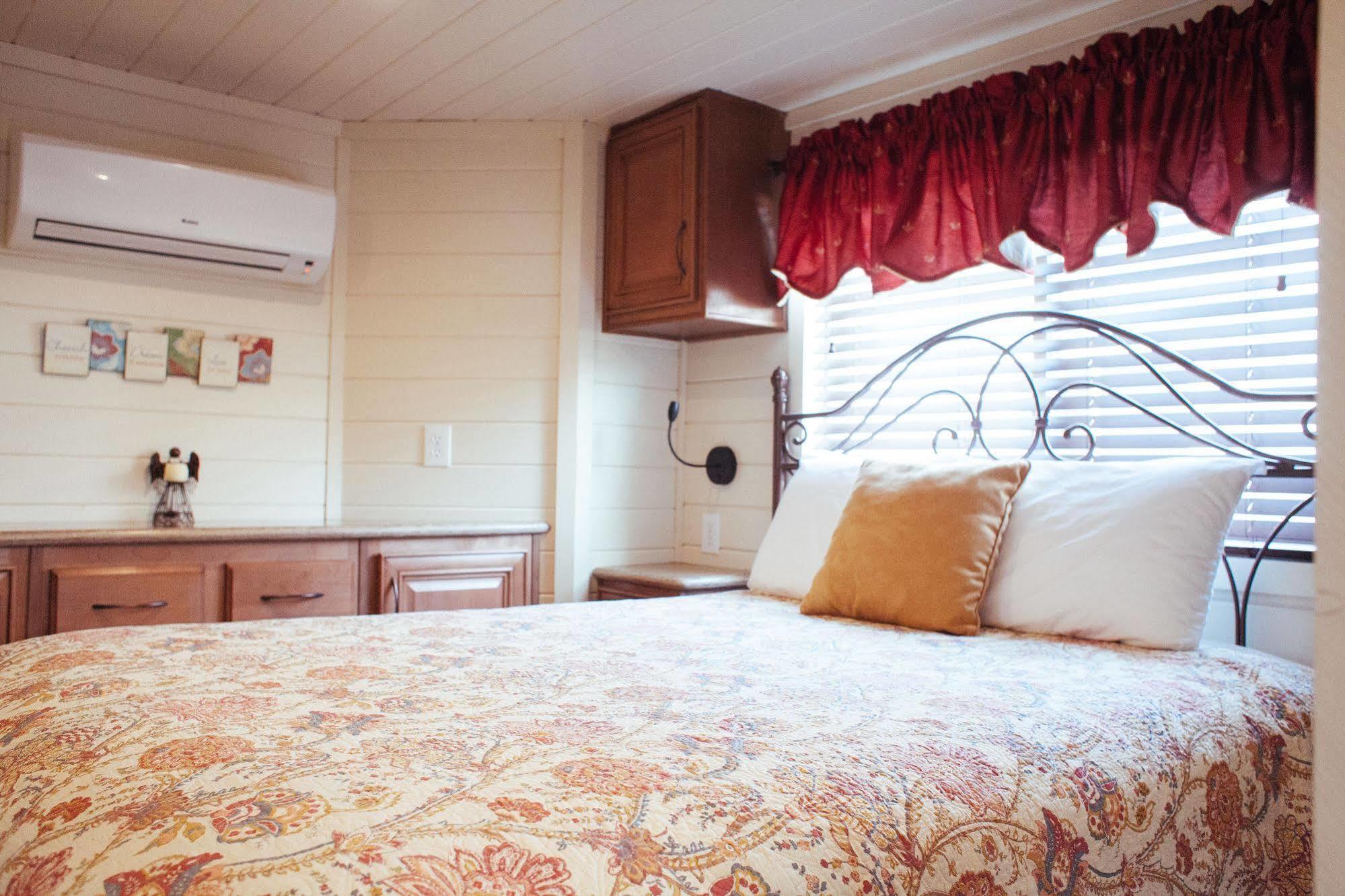 Sun Outdoors Central Coast Wine Country Campsite 3*